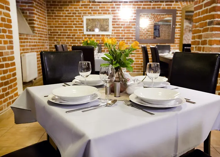 W Palacu Aparthotel 3*